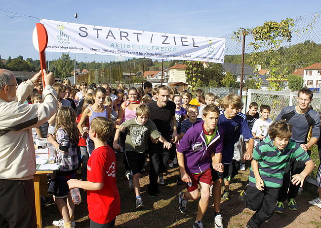 AKUTHILFE IN FORM VON SACHSPENDEN FÜR KINDER