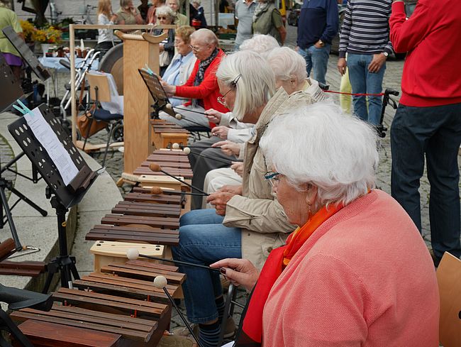Elementares Musizieren mit Senioren
