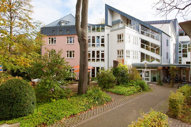 Elternhaus mit Geschwisterspielstube "Regenbogen"