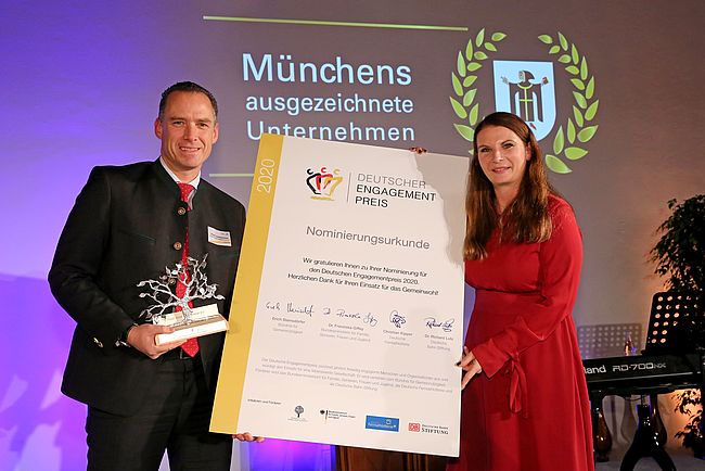 Nicolaidis Young Wings Stiftung