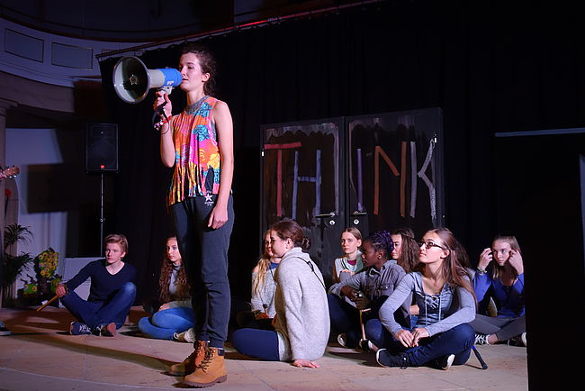 Theaterprojekt "95 Thesen für eine andere Welt"