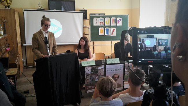 TRUMP IT! Medienwahlkampf macht Schule.