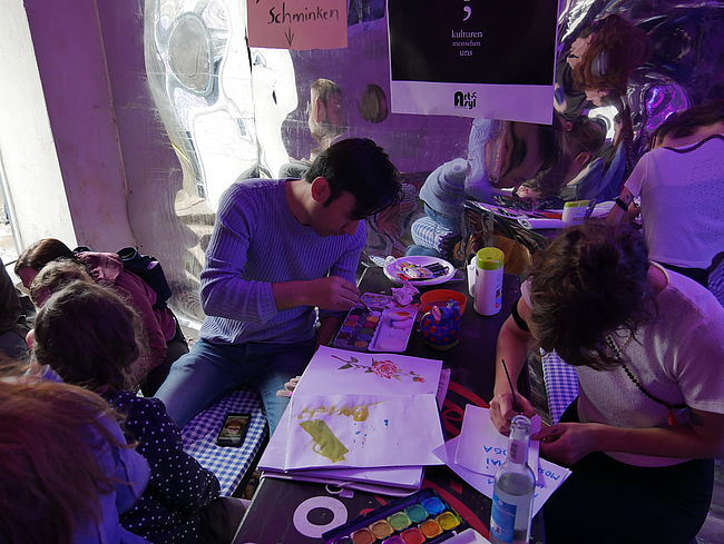 ArtAsyl e. V. - Kunst verbindet Kulturen