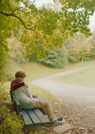Die Protagonisten gemeinsam im Park