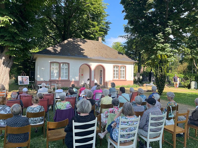 Literaturlesung am Kulturpavillon Friedhof Fechenheim
