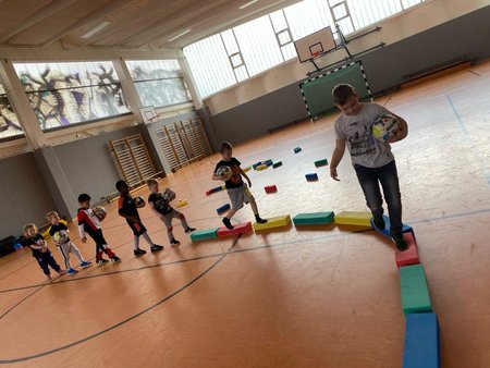 RasenstürmerPLUS Kinder beim Trainging