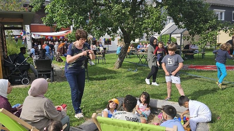 Der Cafégarten ist nicht nur bei großen Festen ein beliebter Begegnungsort
