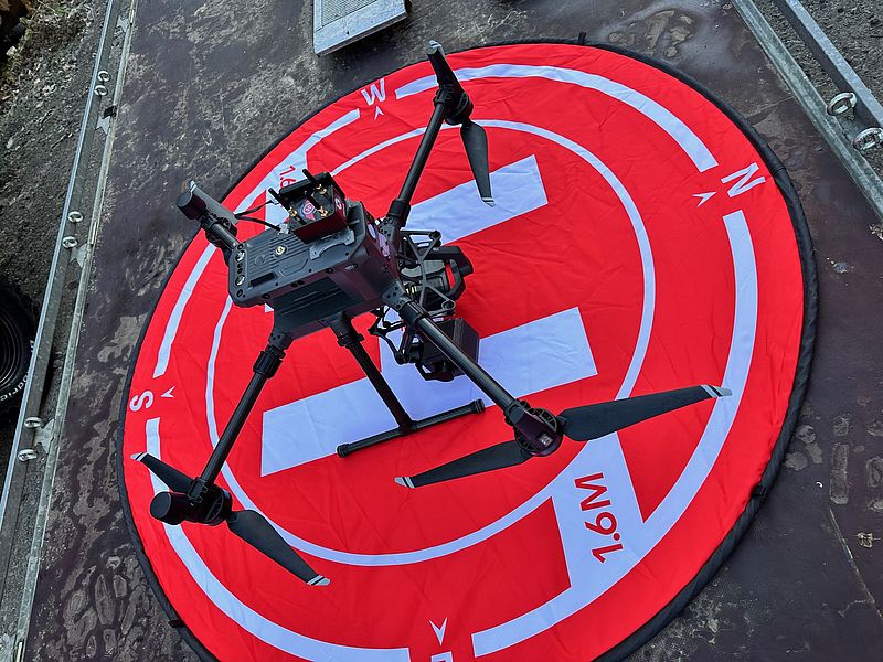 Drohne vor dem Start zum Einsatz