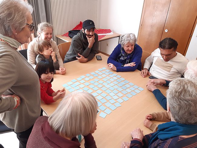 Begegnungscafe und Formularhilfe an St. Elisabeth;  im Pfarrverband Bonn-Süd
