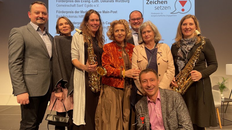 Preisvergabe für ehrenamtliches Engagement Gruppenbild