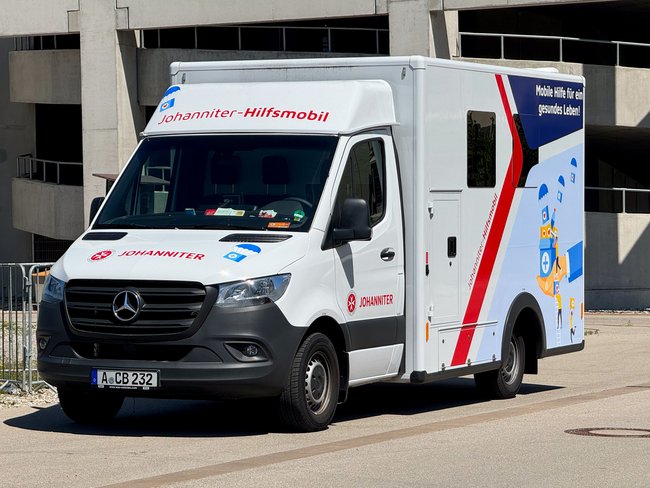 "Johanniter-Hilfsmobil" der Johanniter-Unfall-Hilfe e.V., Regionalverband Bayerisch Schwaben, in Augsburg
