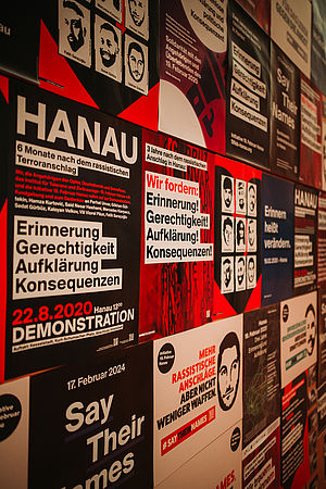 Plaktate der Initiative 19. Februar Hanau