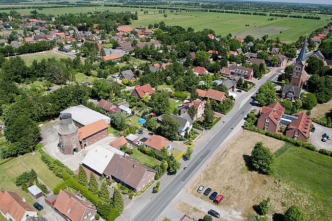 Börger un Möhlnvereen I.V und Theatergruppe Möhlnklottje